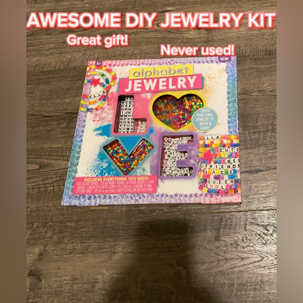 ALPHABET JEWELRY KIT